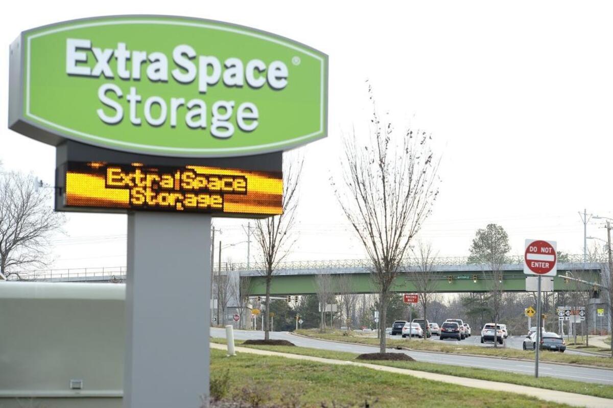 The Blue Line extension can be seen behind the Extra Storage Space facility at 7307 University City Boulevard. The Blue Line extension in the University City area is nearing completion. Some question what type of development is the right kind of development to further CATS' vision for a walkable urban transit system. Business like the Extra Space Storage facility and a Circle K gas station are two recent additions along the light rail line but are they the kind of businesses that fit the vision. Work continued along the line on Tuesday, Dec. 21, 2017.