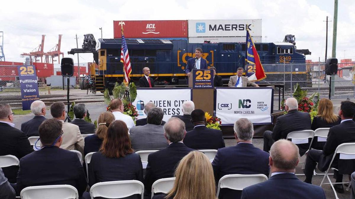 In 2017, Governor McCrory joined officials from the N.C. Transportation Department and CSX Corporation at the Port of Wilmington to announce the debut of the Queen City Express, an intermodal rail service between the Port of Wilmington and CSX’s intermodal terminal in Charlotte.
