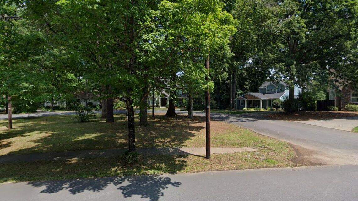 How much did the 10 most expensive homes sell for in Mecklenburg County the week of Aug. 6?