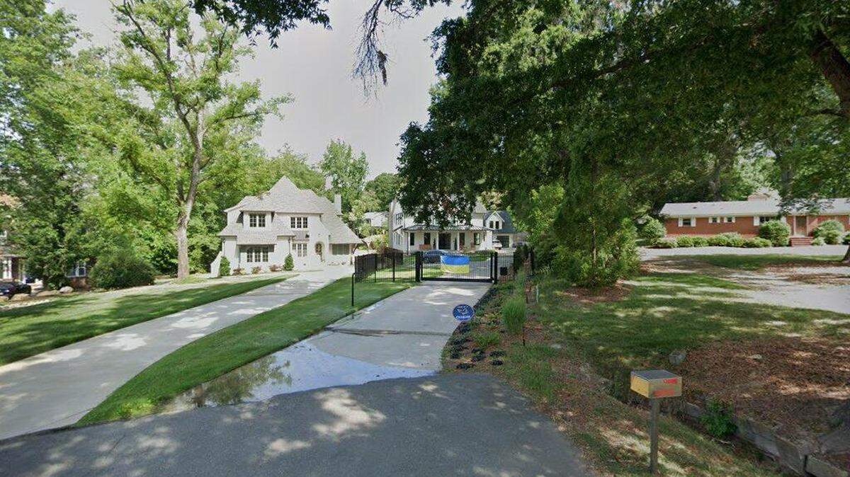 House on 4000 block of Sherbrooke Drive