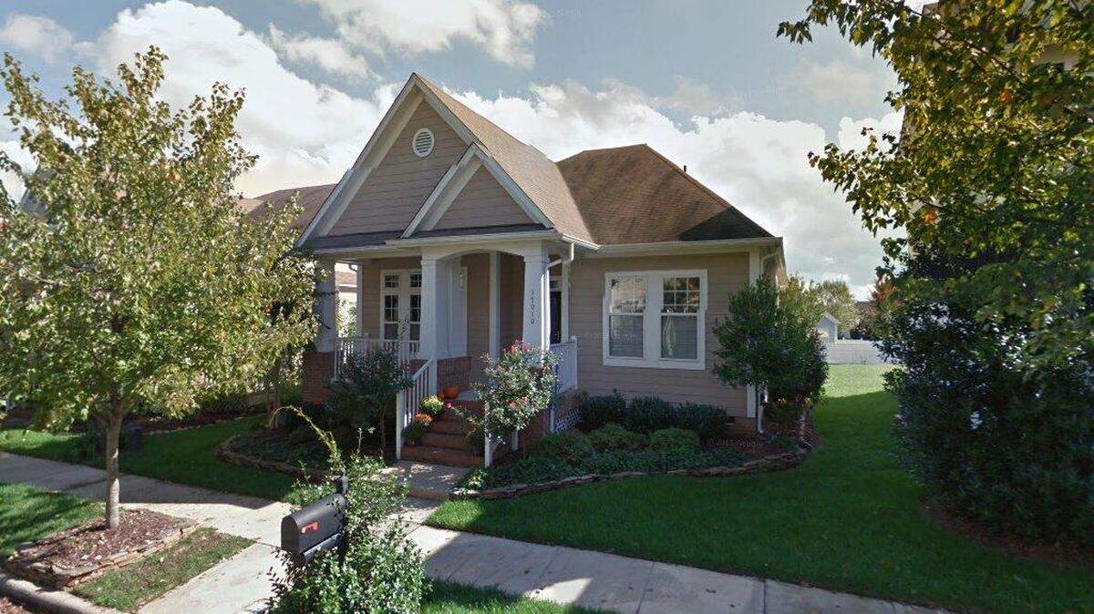 House on 17000 block of Carlton Way Road