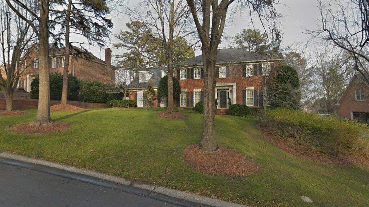 House on 700 block of Stanhope Lane