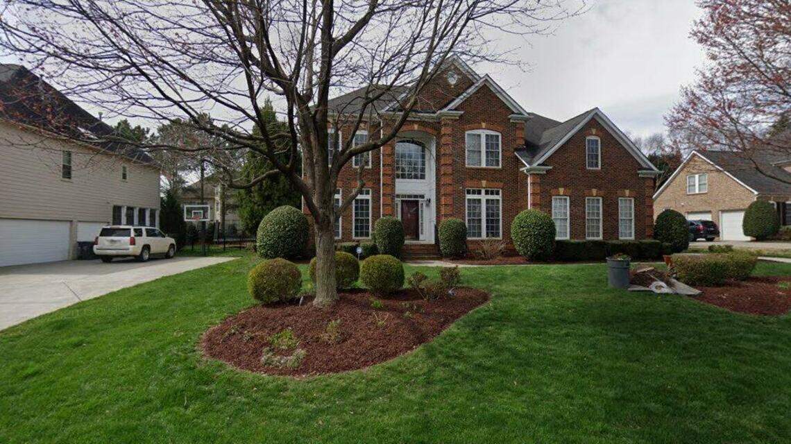Read more about a 4-bedroom house that sold in Huntersville. It went for $755,000.