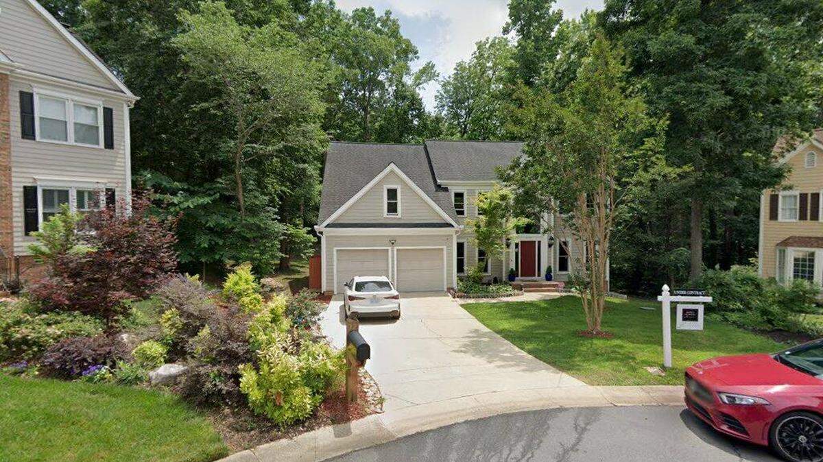House on 10900 block of Back Ridge Road