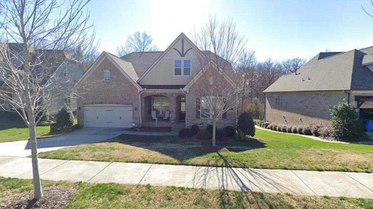 House on 4100 block of Deer Track Court
