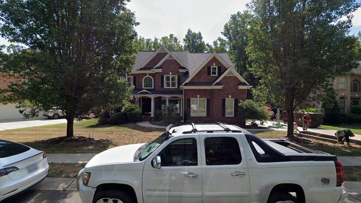 House on 3800 block of Fawn Hill Road