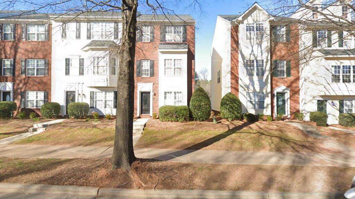 Apartment building on 9600 block of Bailey Road