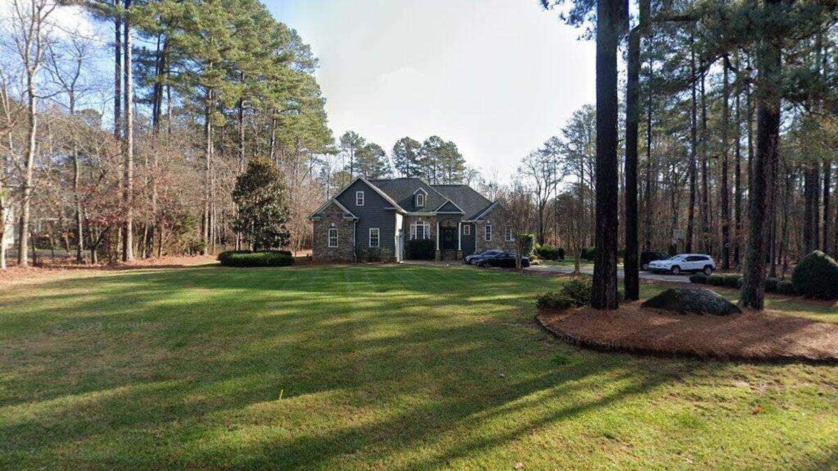 House on 300 block of Isle of Pines Road
