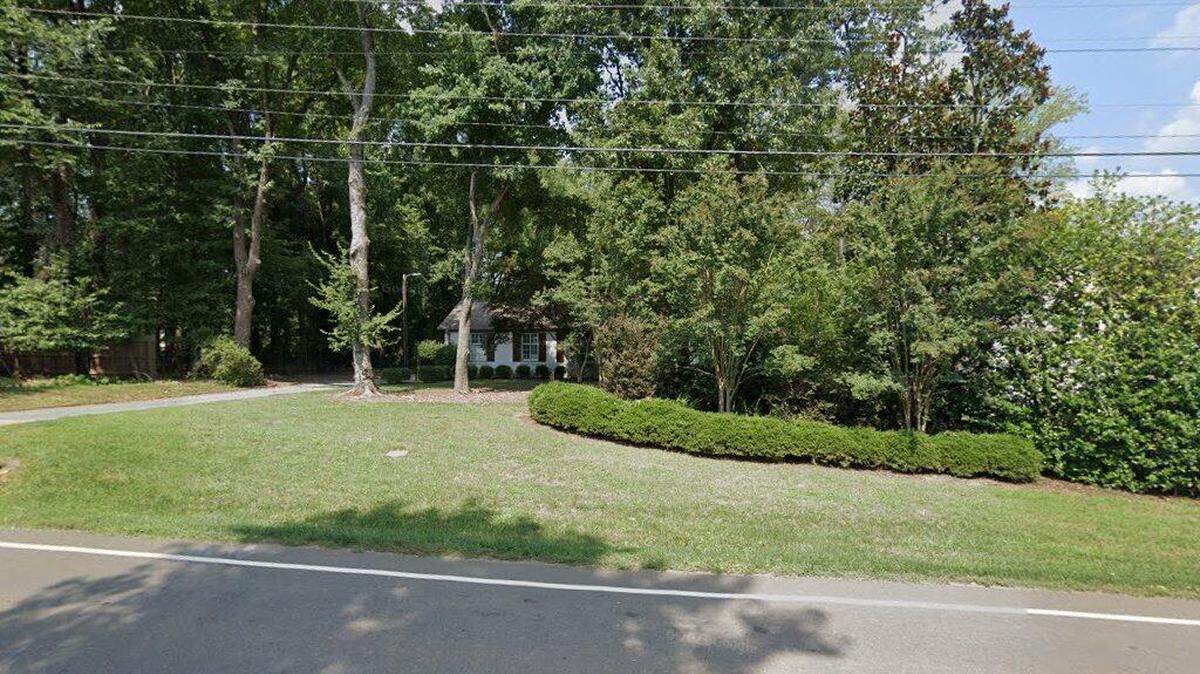 House on 4400 block of Tilley Morris Road