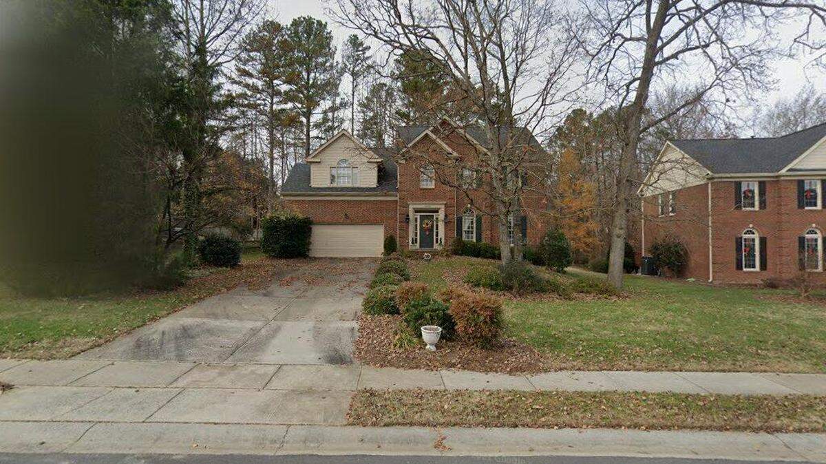 House on 4800 block of Biltmore Forest Drive