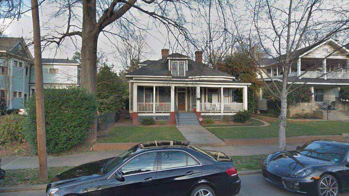 House on 300 block of East Kingston Avenue