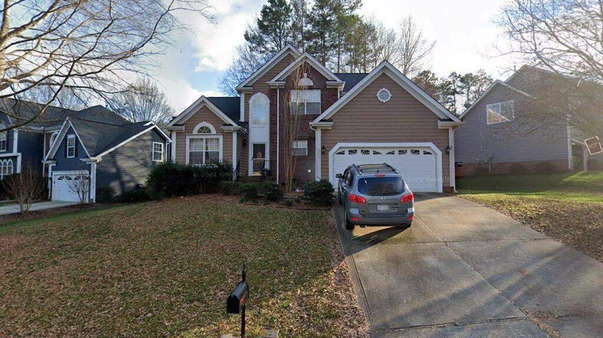 House on 6100 block of Robley Tate Court