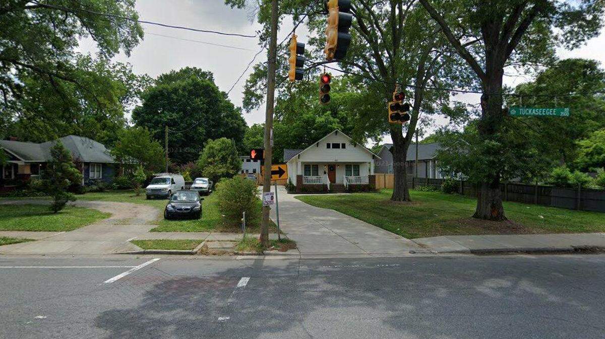 House on 3500 block of Tuckaseegee Road