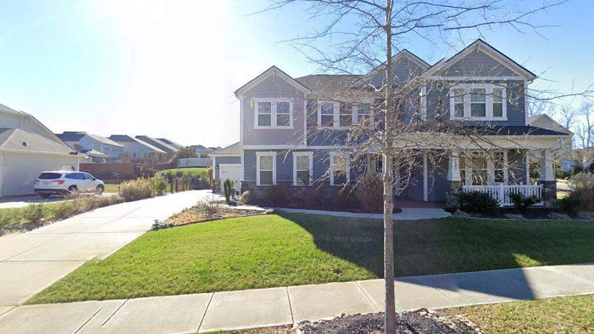 House on 10800 block of Vanguard Parkway