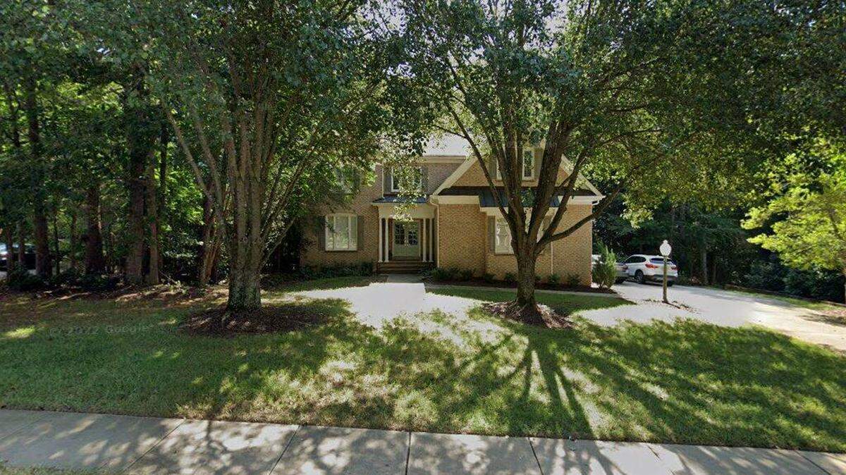 House on 3400 block of Fawn Hill Road