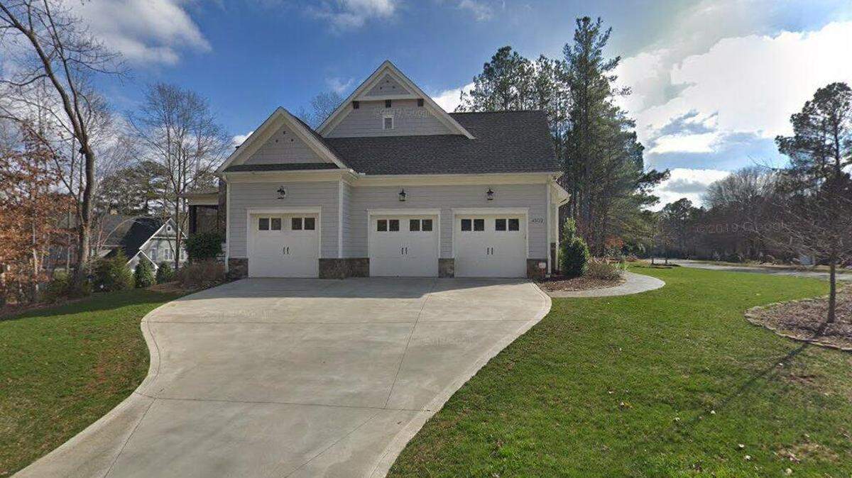 House on 4500 block of Inlet Pointe Court
