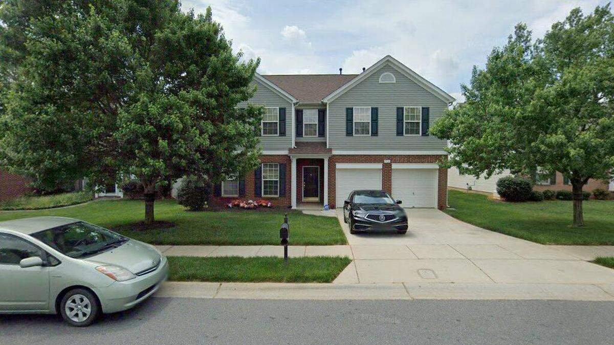 House on 5500 block of Old Meadow Road