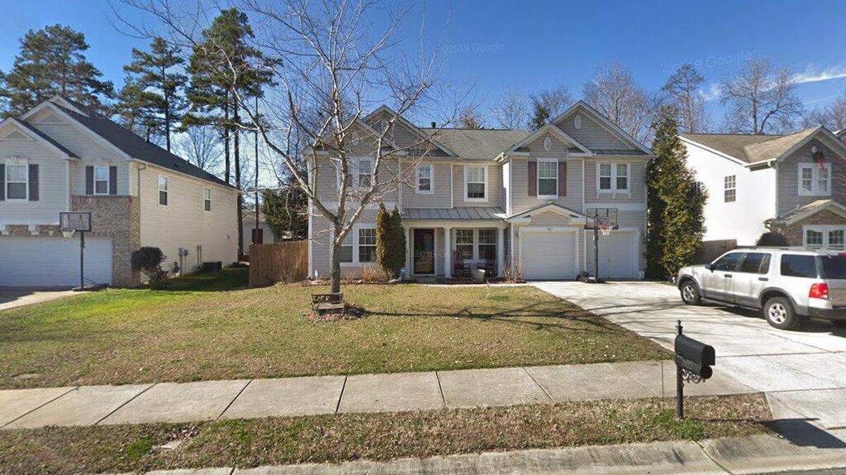 House on 7800 block of Cornflower Commons Drive