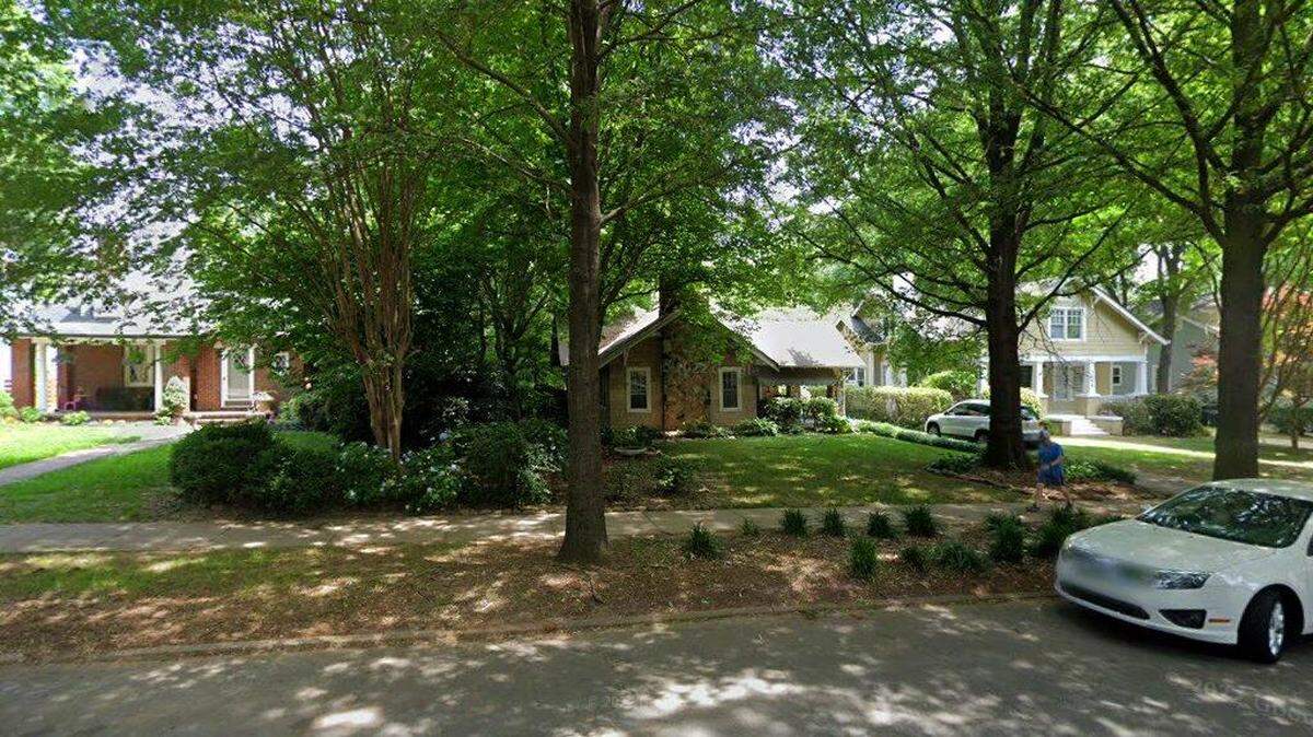 House on 2000 block of East Fifth Street