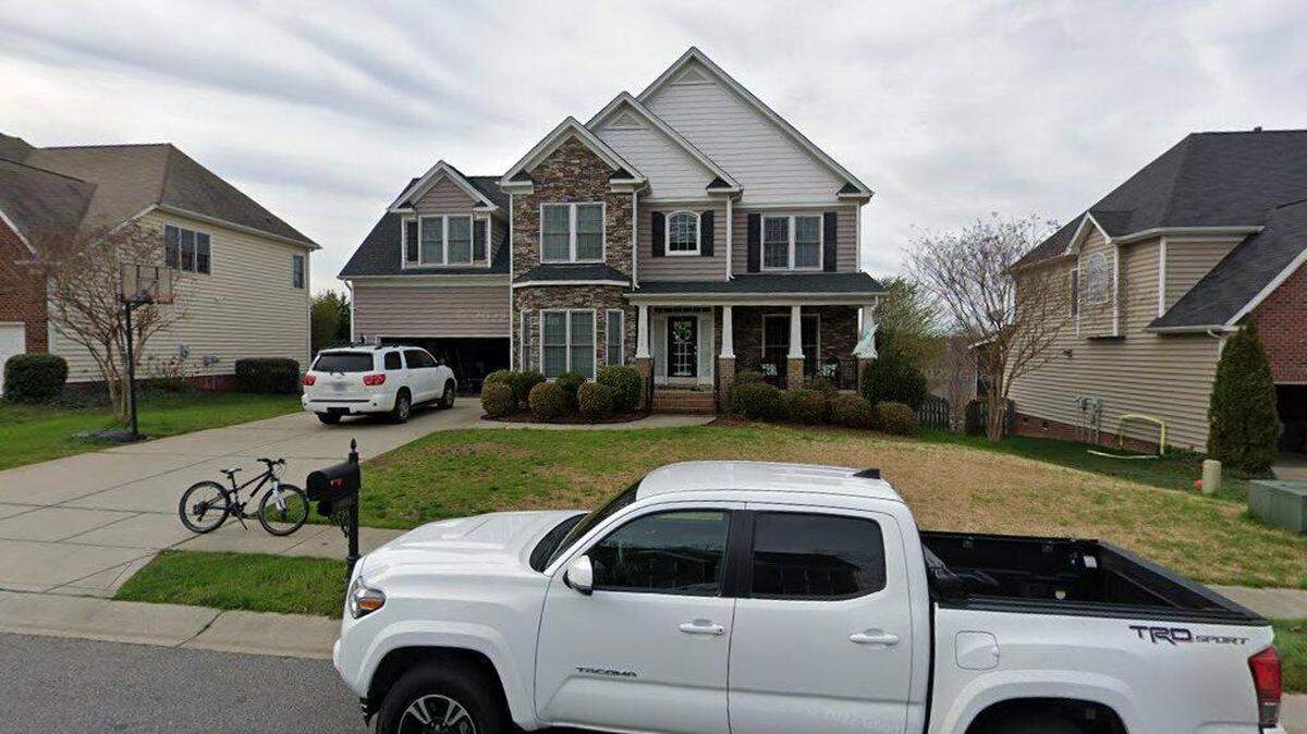 House on 9900 block of Nicole Lane