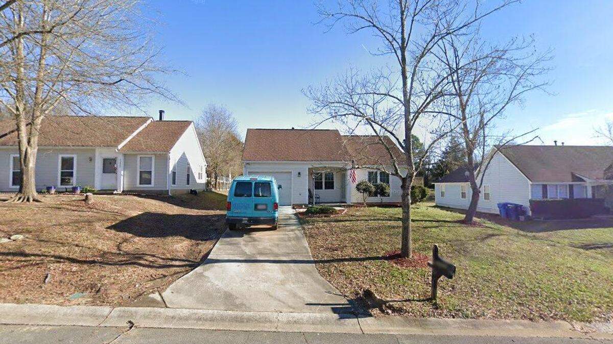 House on 13900 block of Eden Court