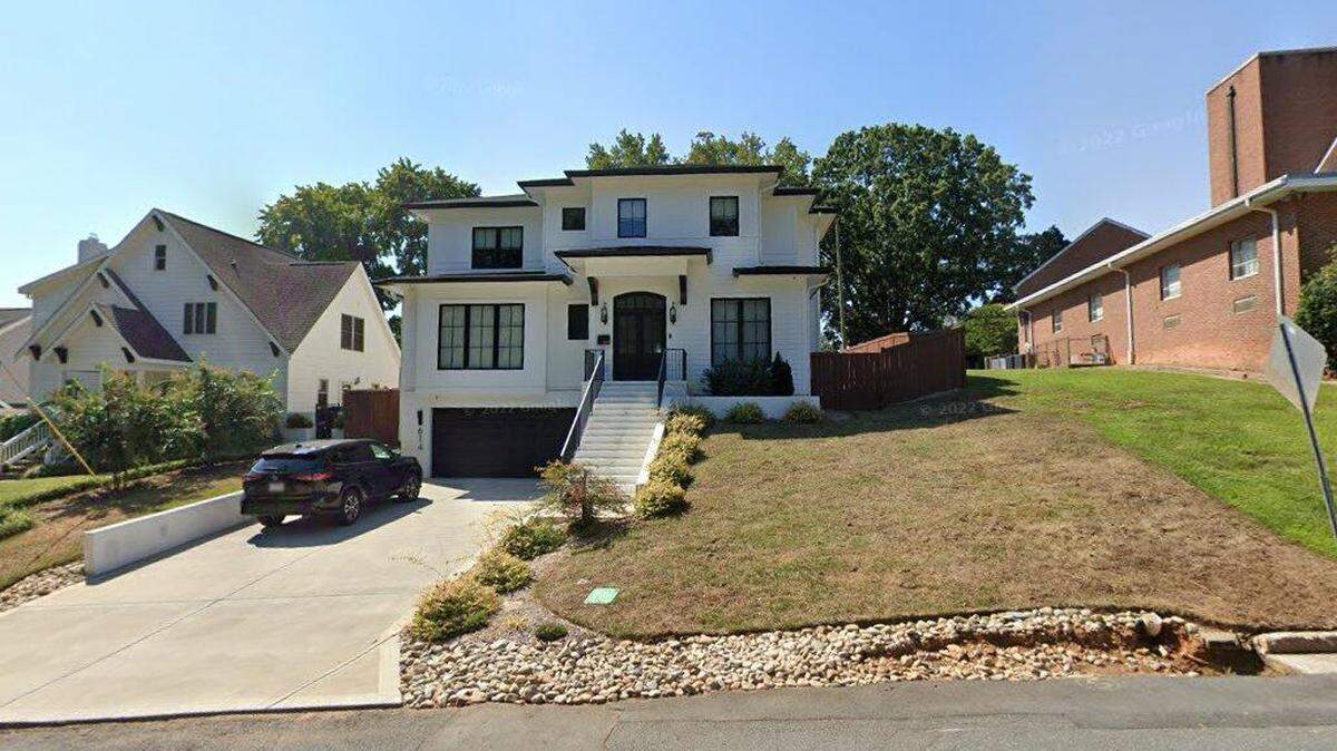 House on 600 block of Magnolia Avenue