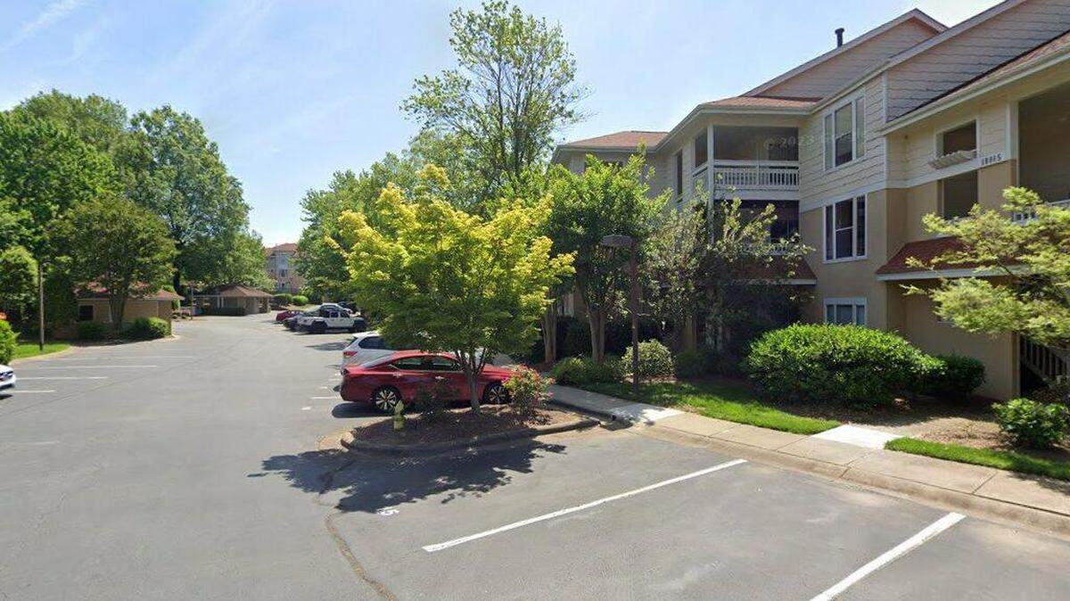 Apartment building on 18000 block of Kings Point Drive