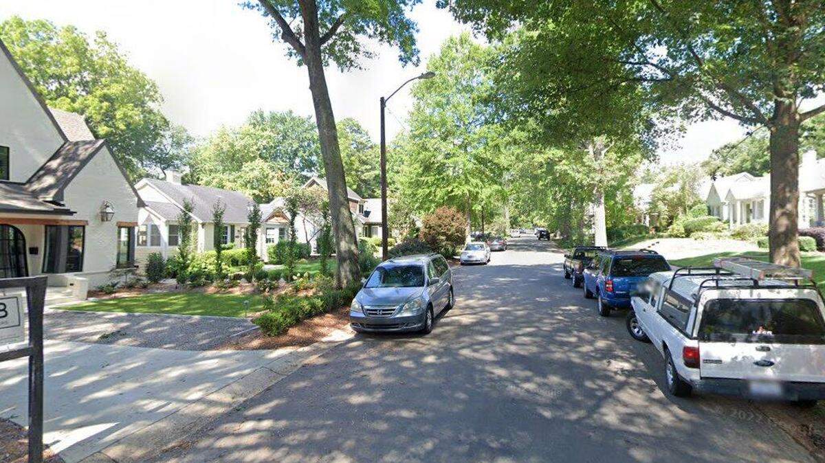 House on 2300 block of Chesterfield Avenue