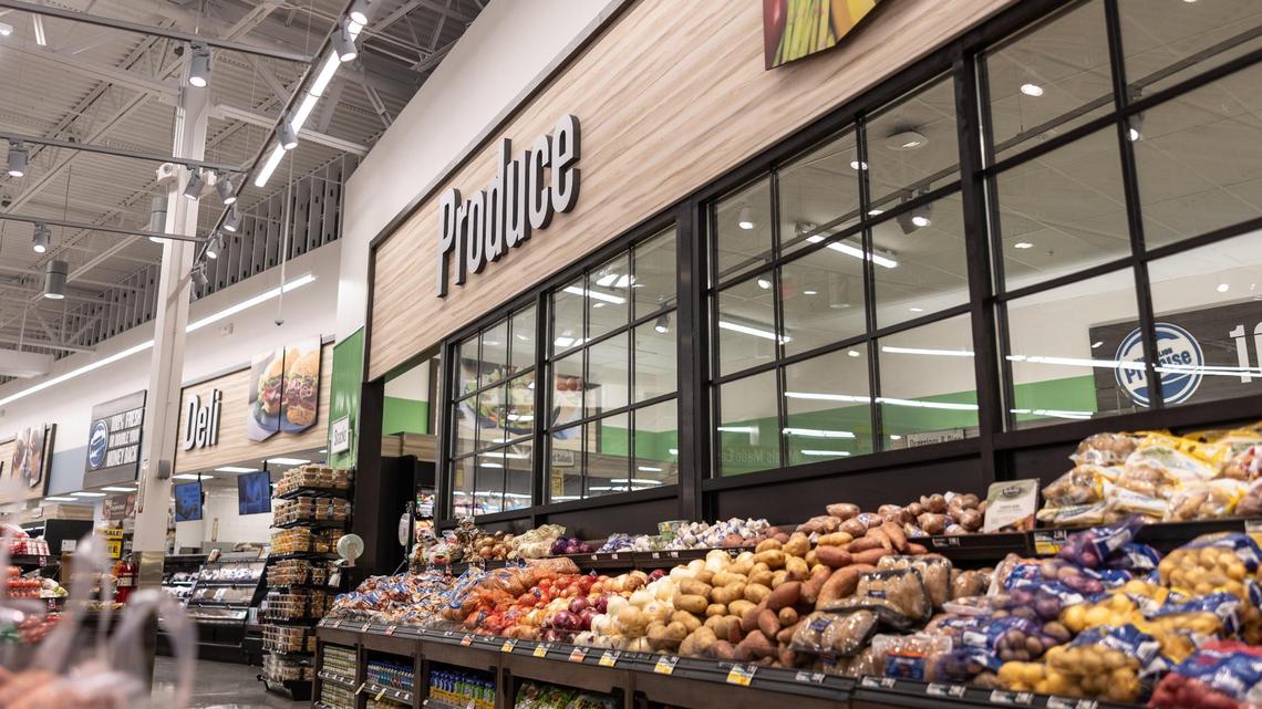 5 major Charlotte grocery stores close for Easter. Here are 2026 holiday hours