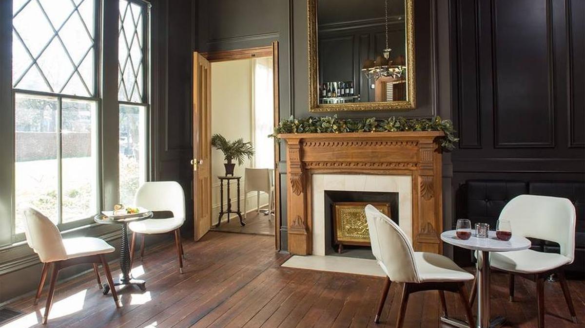 Lucia Zapata Griffith recently opened the Poplar Street Café & Wine Bar inside a Victorian-style dwelling in Charlotte’s Fourth Ward.