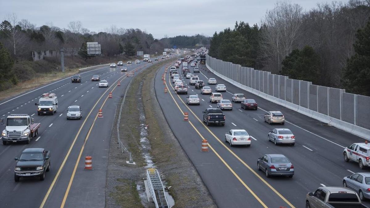 
Traffic backs up on I-485 just before 5 p.m. on January 14 in this photo take from a bridge under construction on North Community House Road overlooking the beltline between Johnston Road and Rea Road in Charlotte. 
