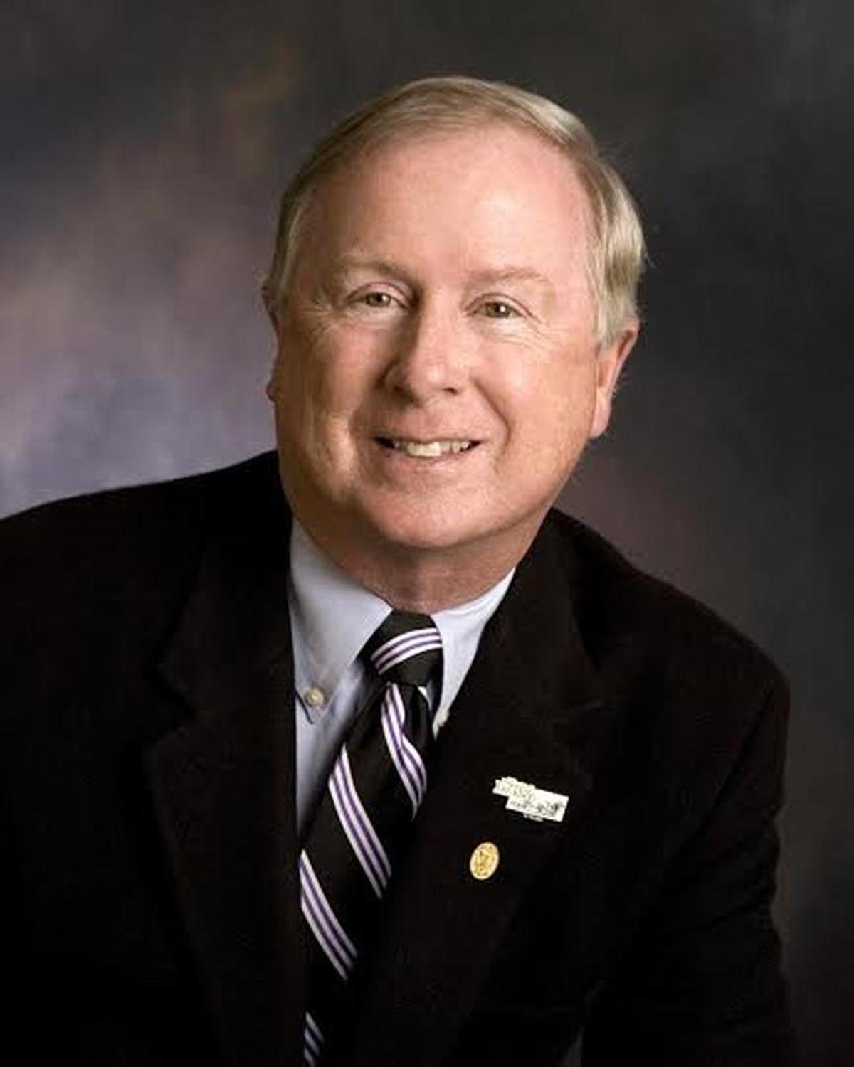 Davidson Mayor John Woods