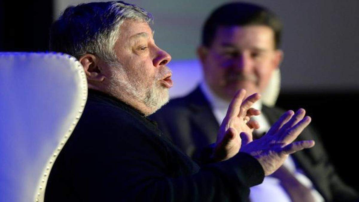 
Apple co-founder Steve Wozniak (left) addresses the audience in response to a question from moderator Mike McGuire during the keynote luncheon of the Southeast Venture Conference at the Le Meridien Charlotte on Wednesday, April 1, 2015. 
