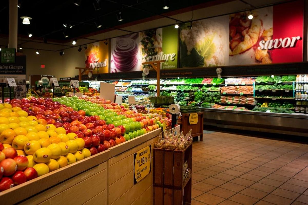 As part of a plan to close 15 underperforming stores nationwide, Fresh Market will soon close its north Charlotte store on Prosperity Church Road.