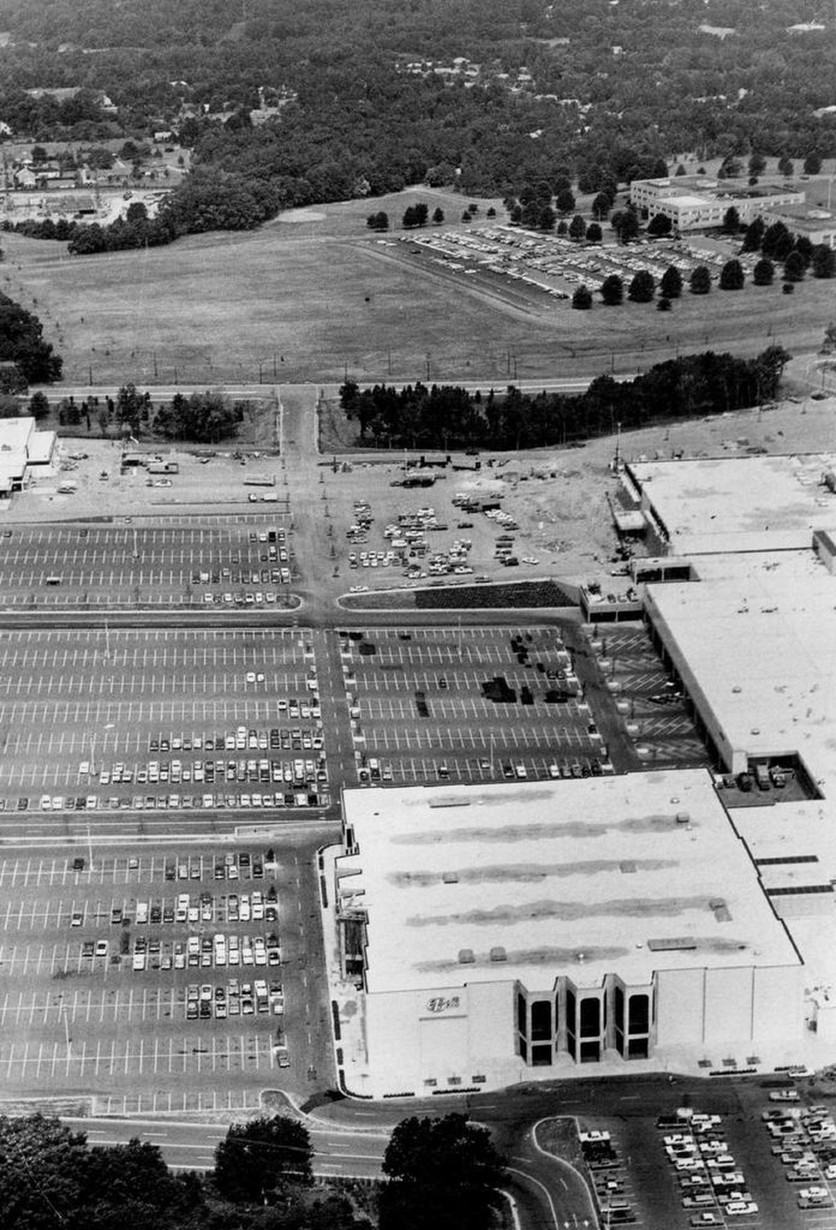 SouthPark Mall, June 1970