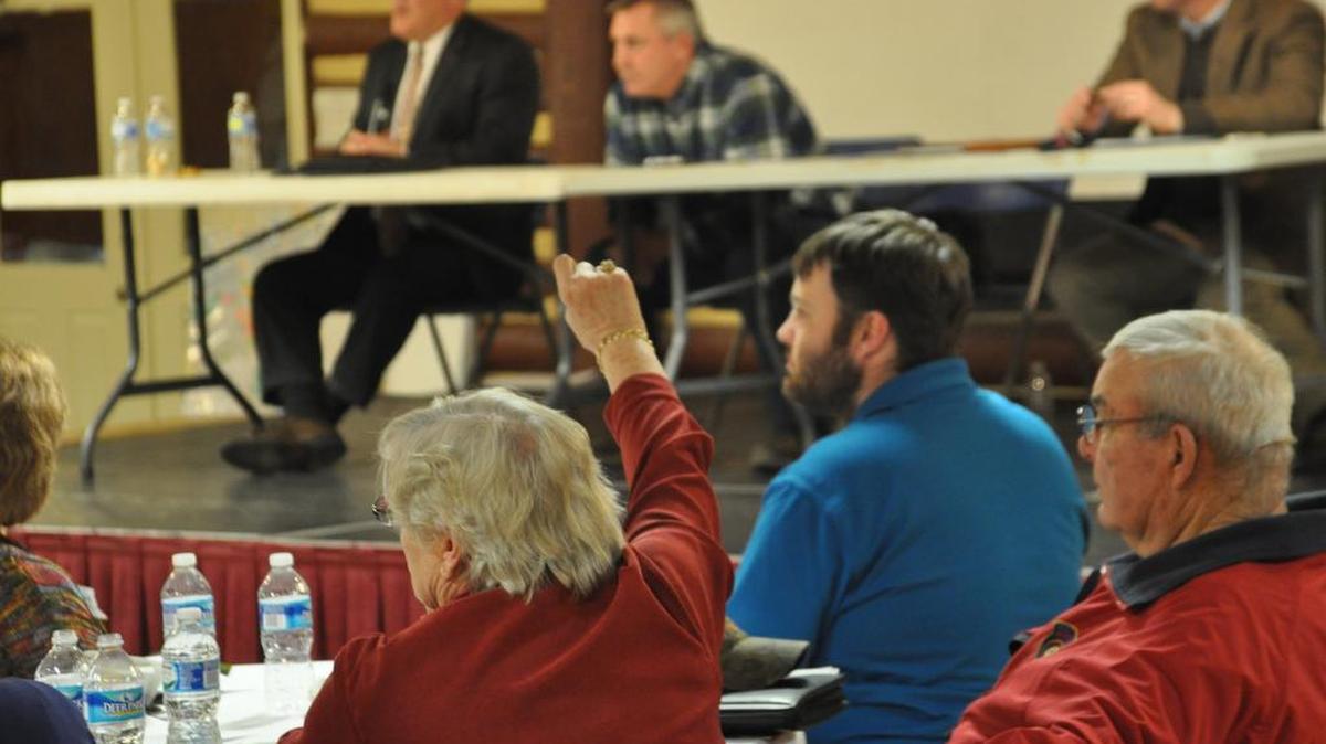 Participants were able to ask questions during the Jan. 20 Retreat to Explore Pros and Cons of Incorporation sponsored by Lake Wylie Chamber of Commerce and held at Camp Thunderbird.