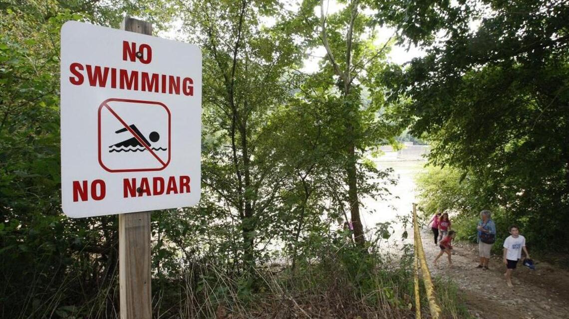 Lake Norman sewage spill prompts no-swimming advisory