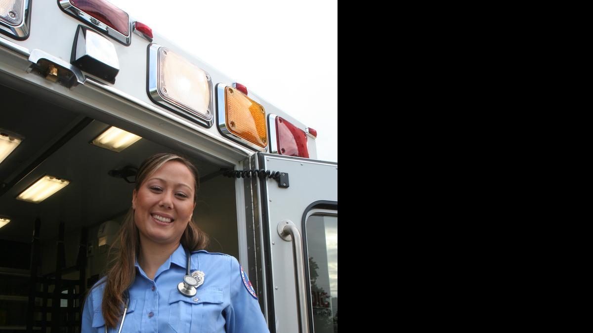 
Marie Hildreth, a veteran of Charlotte-Mecklenburg Medic, has dealt with all kind of traumas over the years. But never a shark attack - until Sunday at Oak Island, N.C. 
