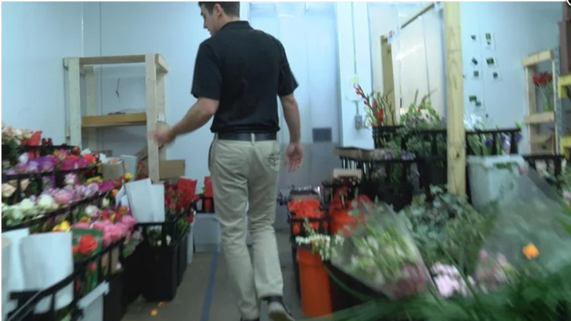 Local florists busy with arrangements honoring Billy Graham