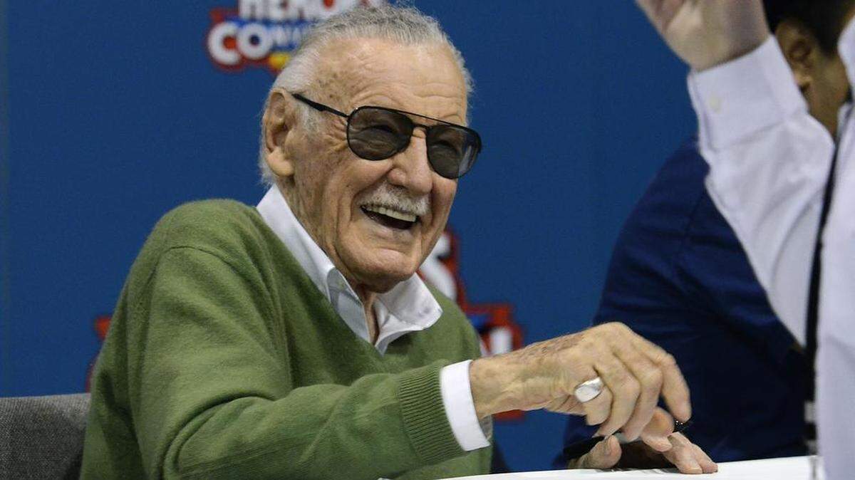 
 Stan Lee laughs with eight-year-old, Isaiah McFarland, who came dressed as his hero, Stan Lee. Thousands of people poured into the Charlotte Convention Center on Saturday June 20, 2015 to come to the Heroes Convention. They came to see comic legend, Stan Lee and to be seen, as heroes, monsters and any other creature they fancied from anime’ and Star Wars to Capt. America and Batman. 

