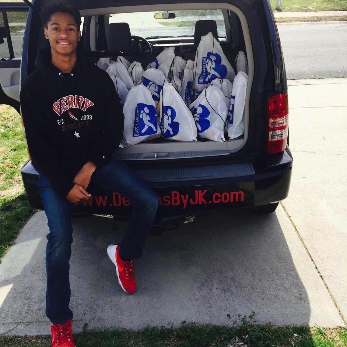 16-year-old gives supplies to homeless and a bag to hold the goods