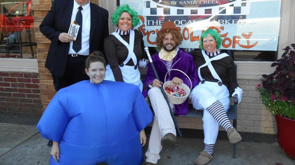 Rain doesn’t dampen full schedule for town, museum