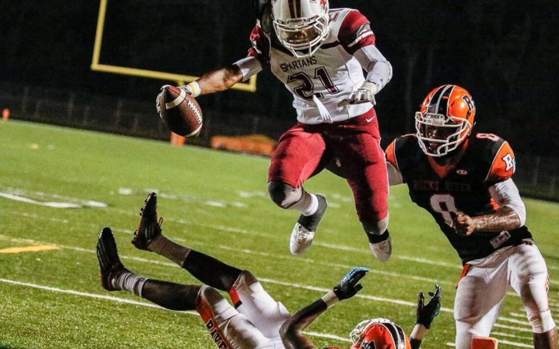 Sun Valley running backs show toughness, speed