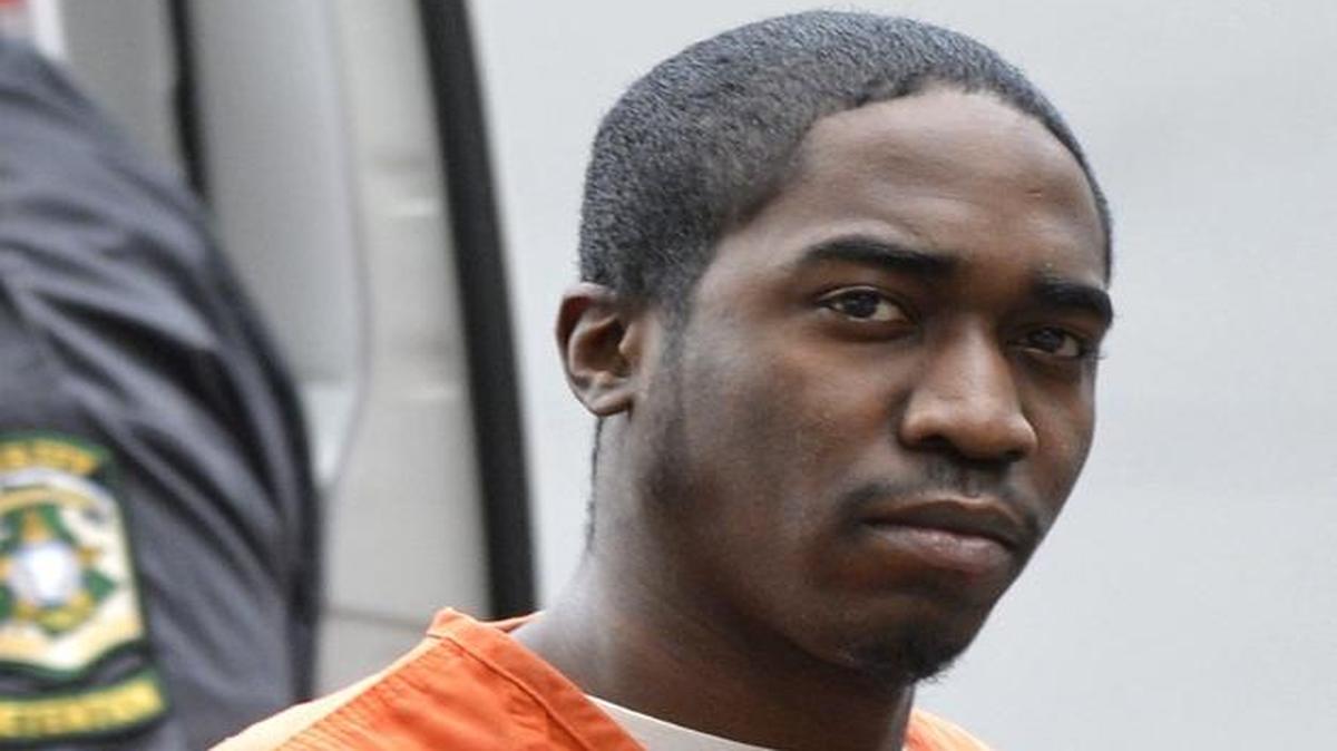
Jamell Cureton ordered and planned the killings of Doug and Debbie London from his Mecklenburg jail cell, court documents say.
