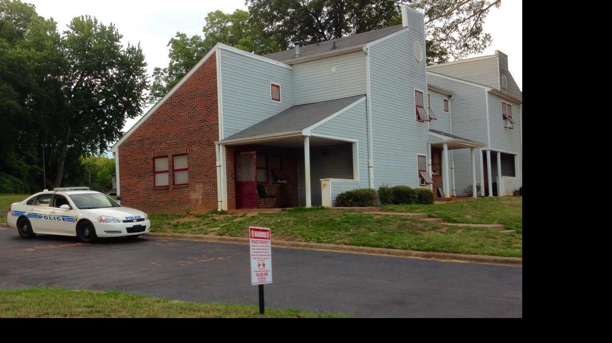 
Charlotte-Mecklenburg police were on the scene Wednesday morning of an overnight stabbing in the 300 block of Cherry Street.
