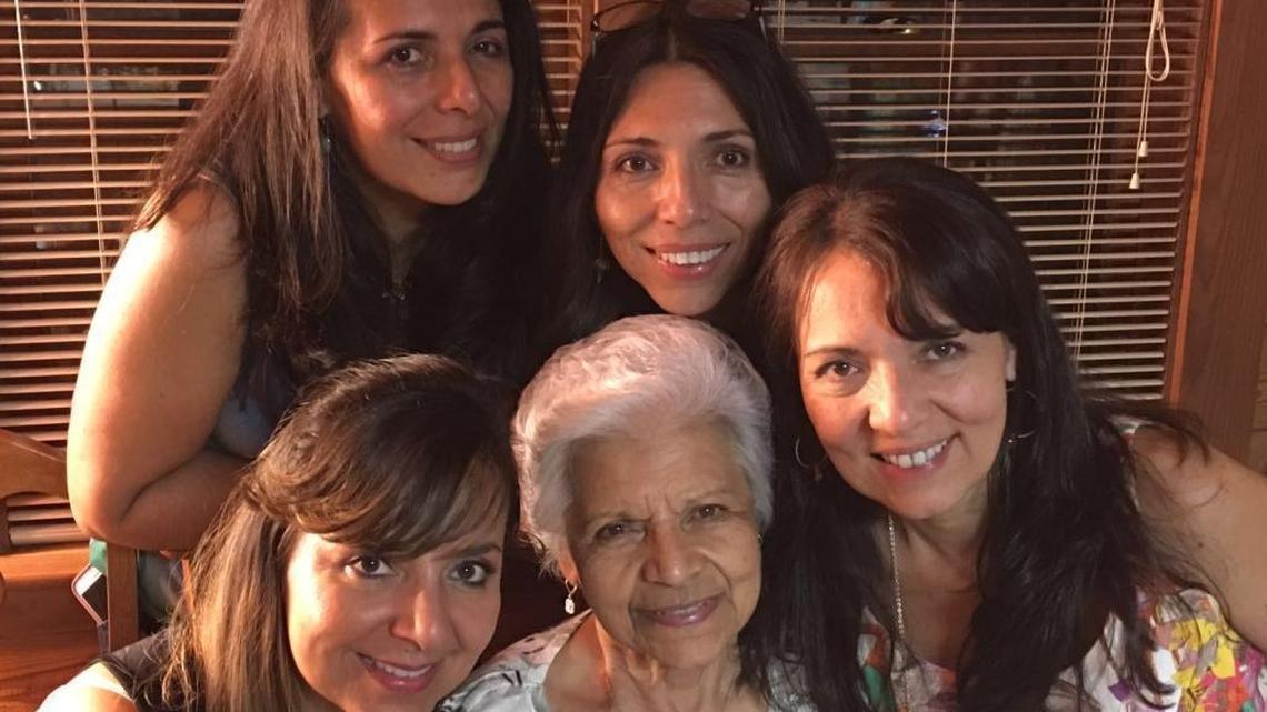 Cecilia Buitrago de Gonzalez with her daughters Patty Avery, left, Claudia Gonzalez Griffin, right, Rocio Gonzalez, above, and Pilar Long, behind her.
