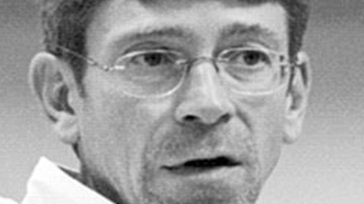 
Dr. Brent Hall, a pathologist in Boone, was medical examiner when three guests died of carbon monoxide poisoning at the Best Western hotel.
