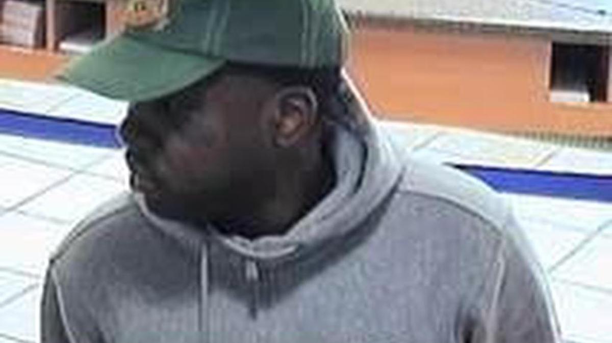 Charlotte-Mecklenburg police are asking for the public’s help in identifying this man suspected in two Charlotte bank robberies.