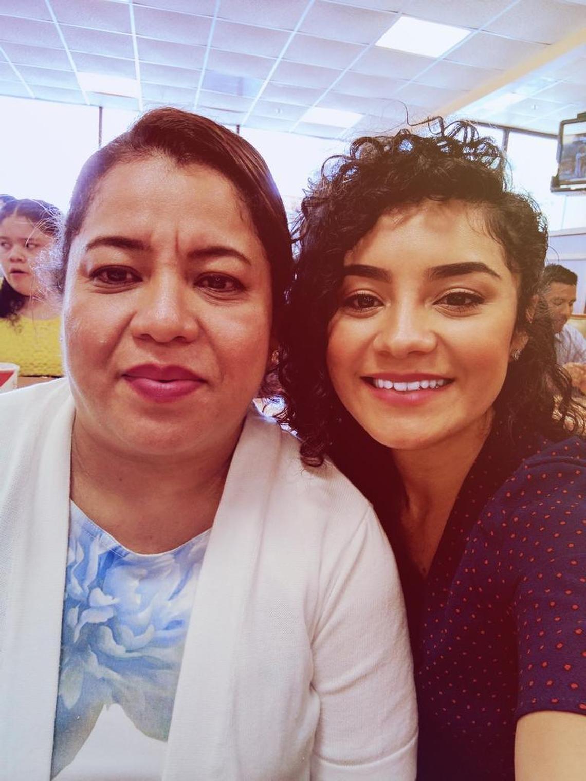 Norma Contreras with her daughter, Yerlin Portillo.