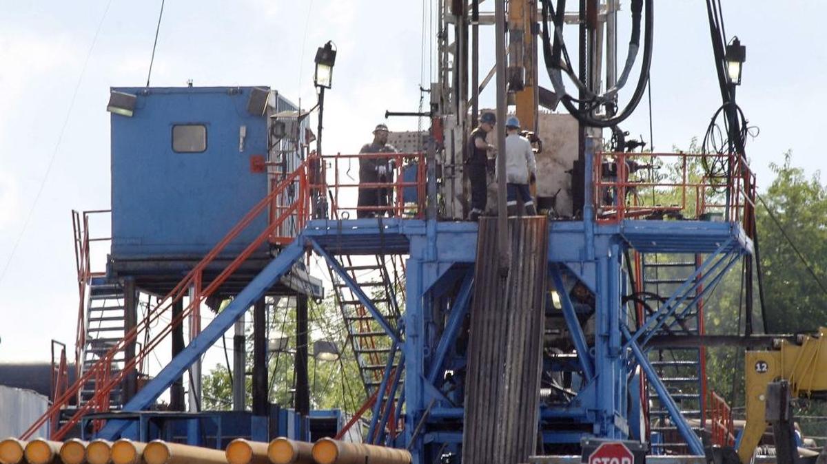 A fracking rig at a well site for shale based natural gas in Zelienople, Pa.